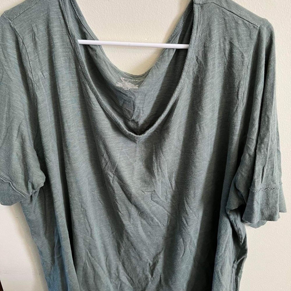Women’s 26/28 Cato Olive Green Tshirt